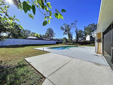 A home in VALRICO