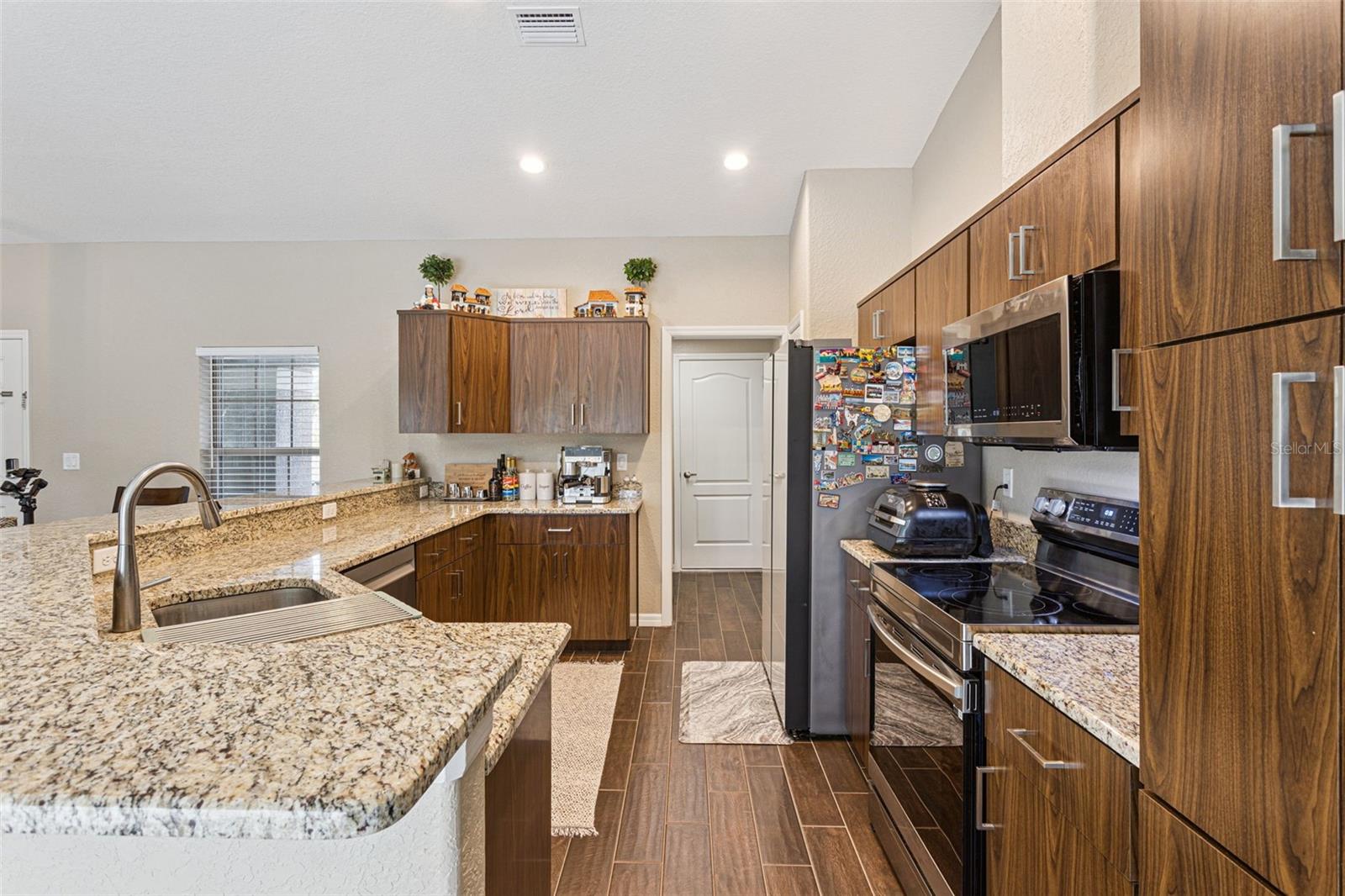 RIDGE MANOR ESTATE - Residential