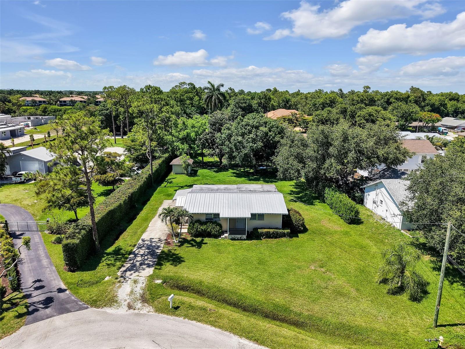 5211 MAPLE LANE