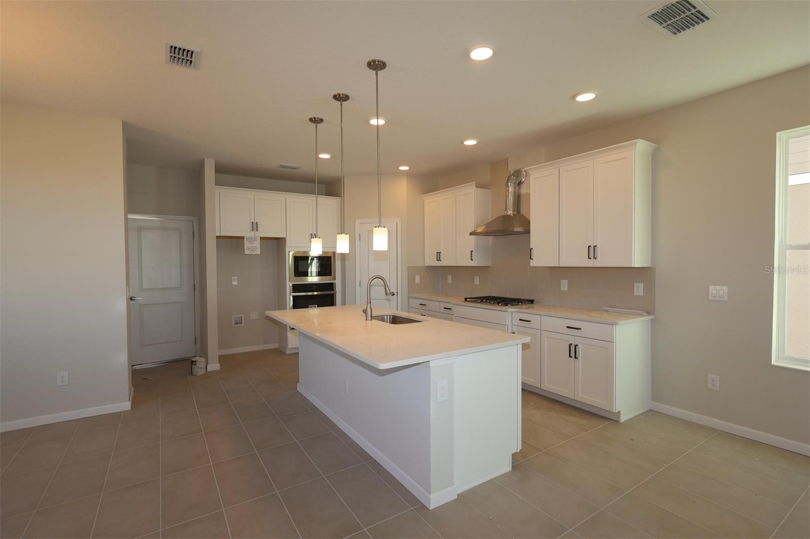 17340 BEACHGRASS ALLEY