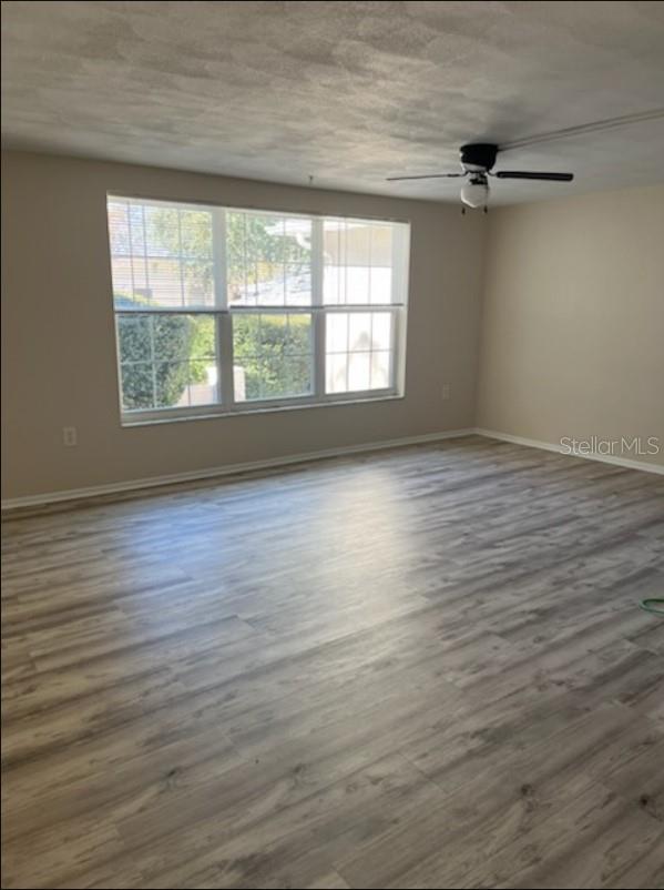 11010 TAMARIX AVENUE