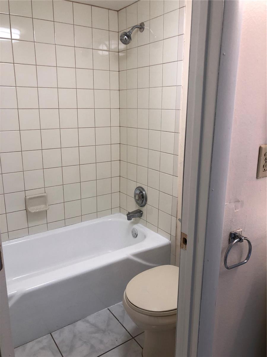 LEMON TREE CONDO SEC 01 - Residential