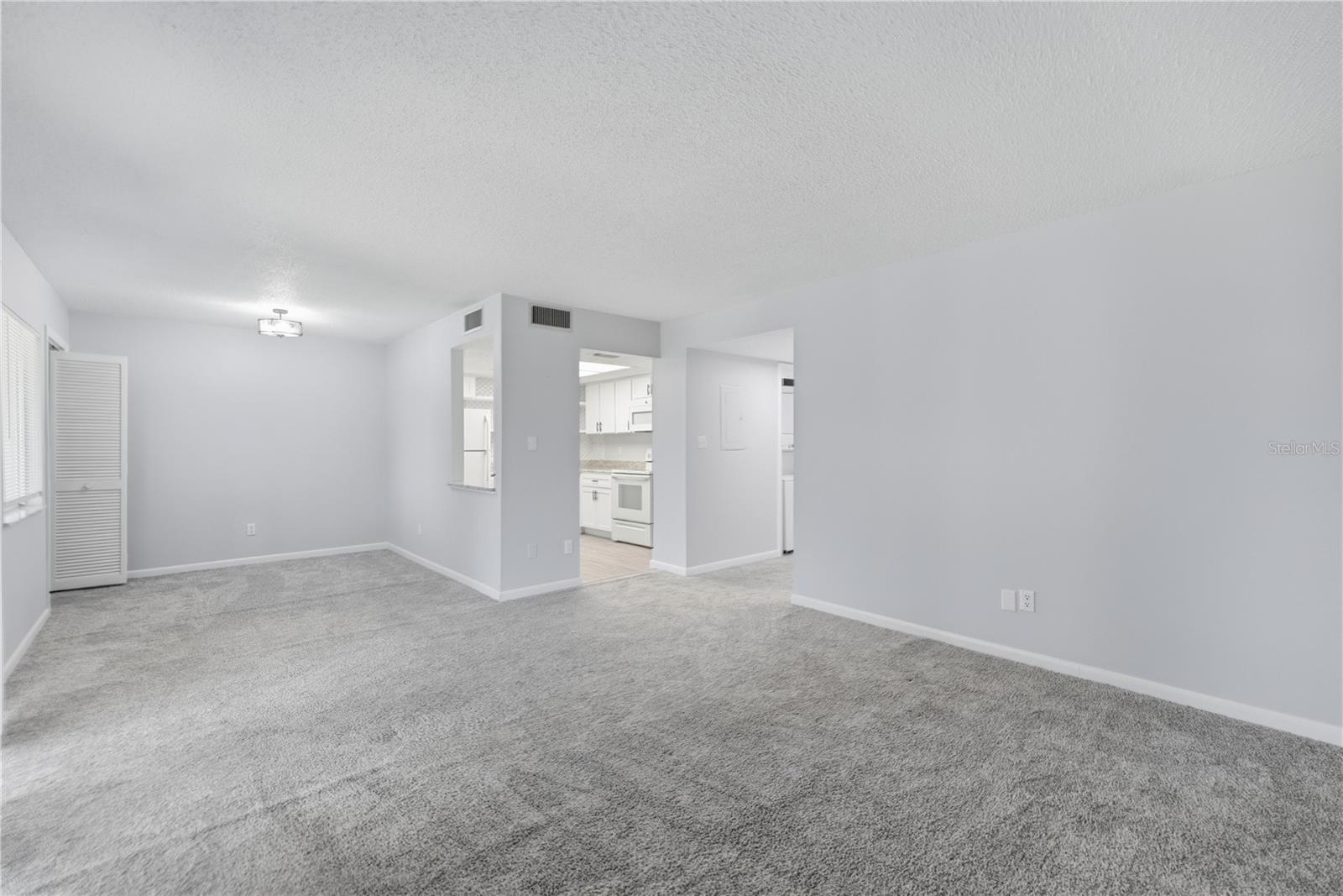 FAIRWAYS/SILVER SPGS SHORES CO - Residential