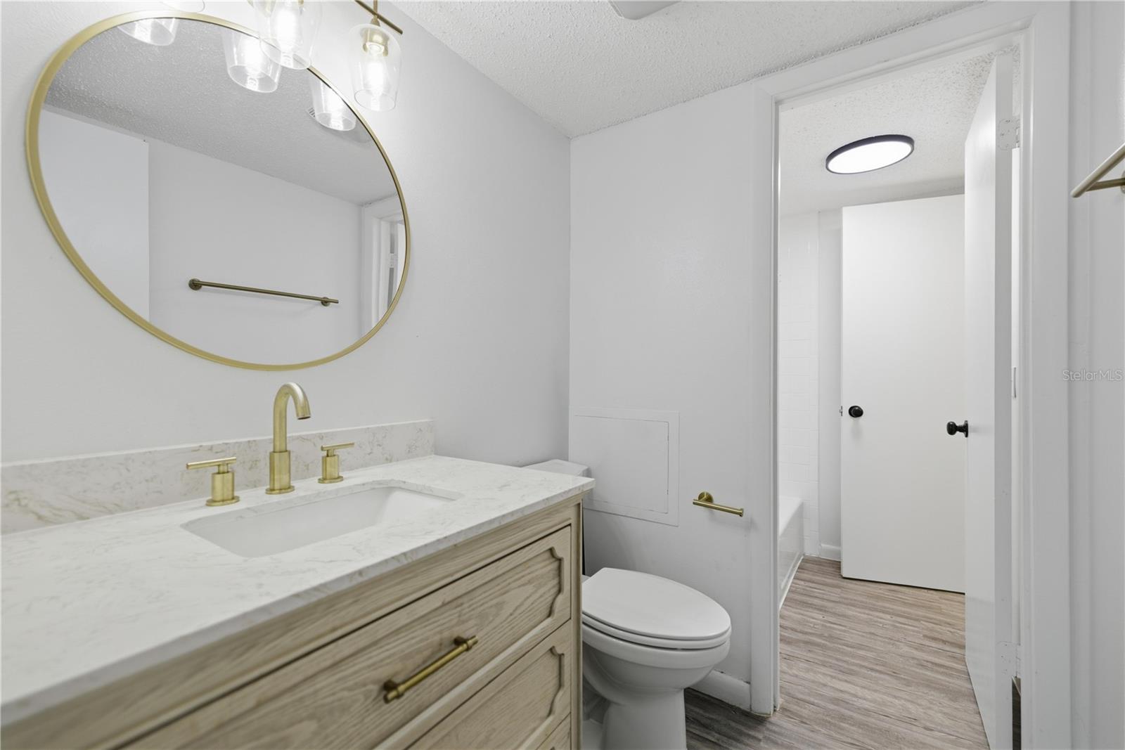 FAIRWAYS/SILVER SPGS SHORES CO - Residential