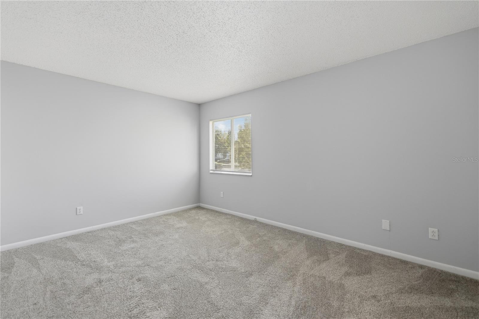 FAIRWAYS/SILVER SPGS SHORES CO - Residential