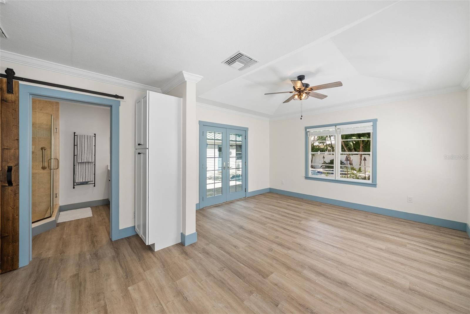 MANDALAY SUB - Residential Lease