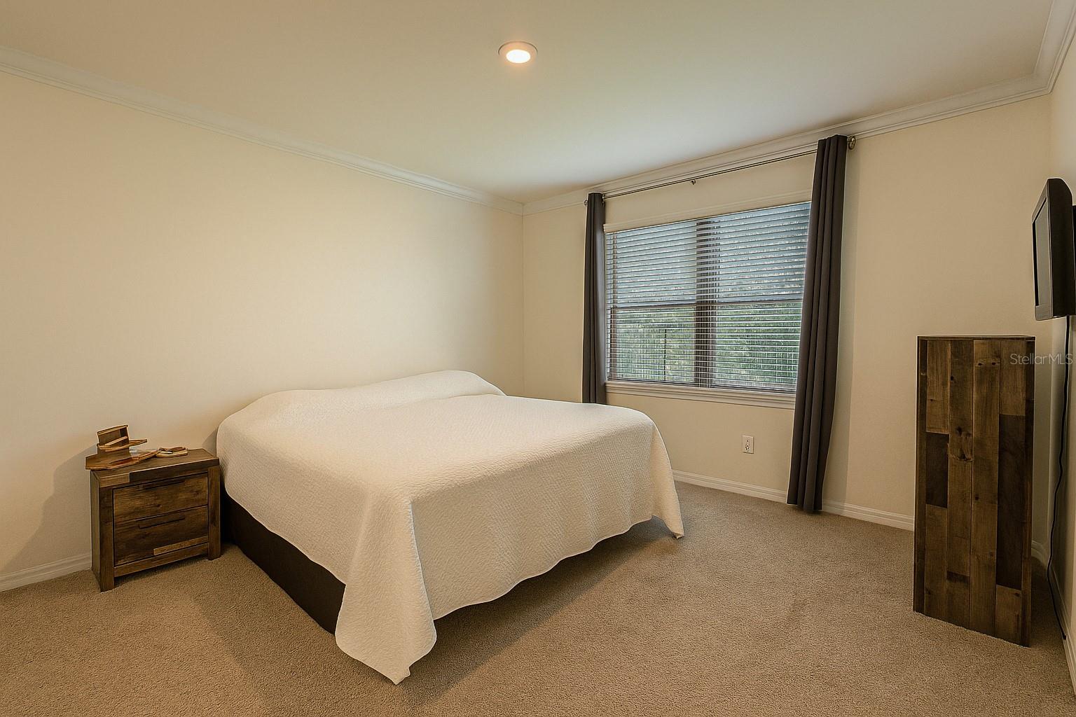 PALMS/SERENOA PH 4 - Residential