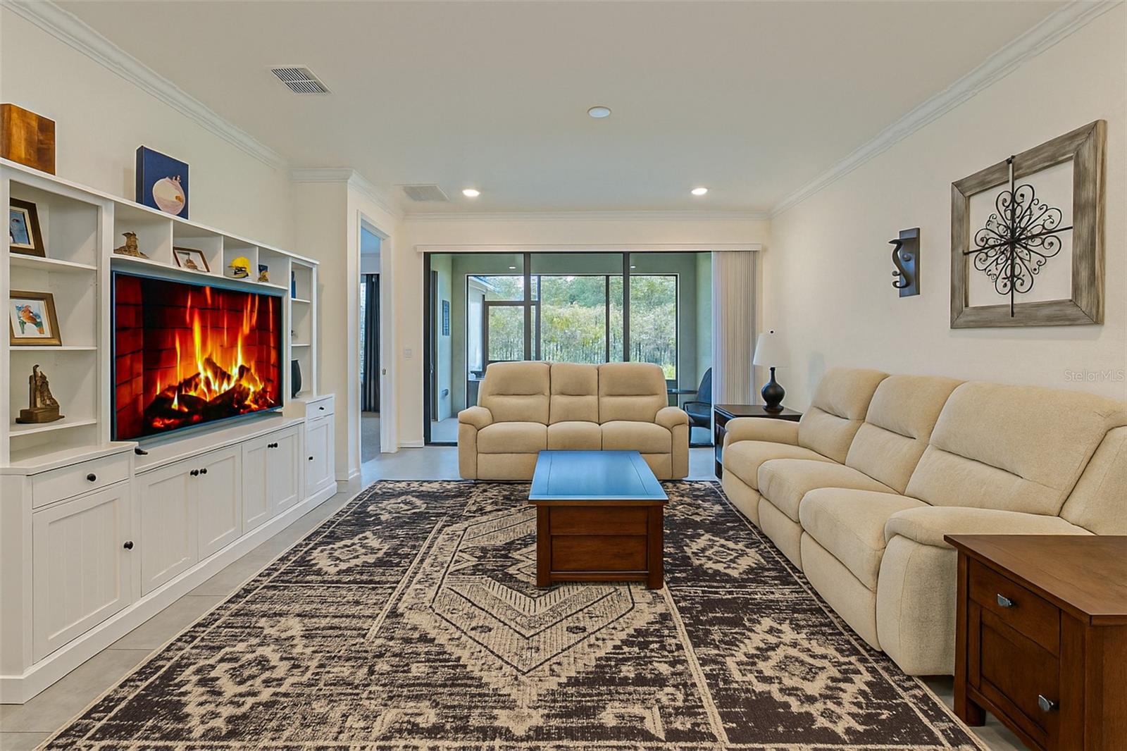 PALMS/SERENOA PH 4 - Residential