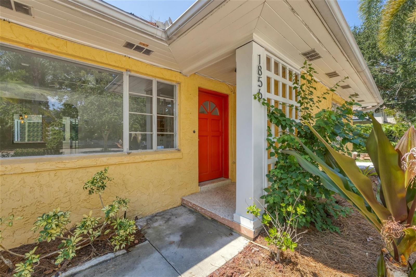 1856 ORCHID STREET