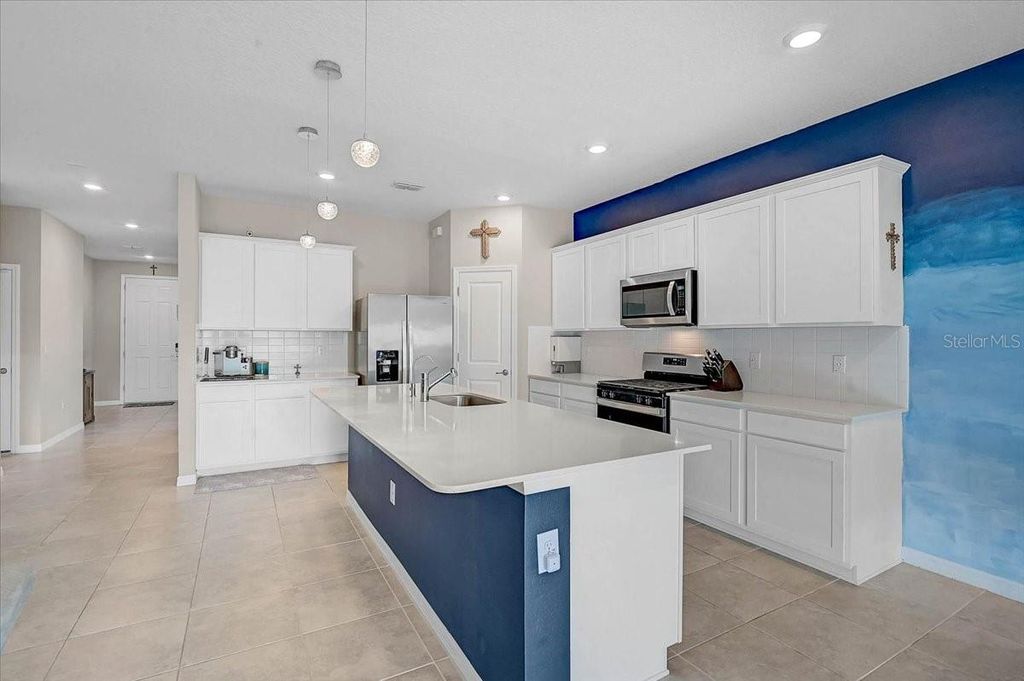 Photo of 3110 61st Drive E, Ellenton, FL 34222 (MLS # N6143901)