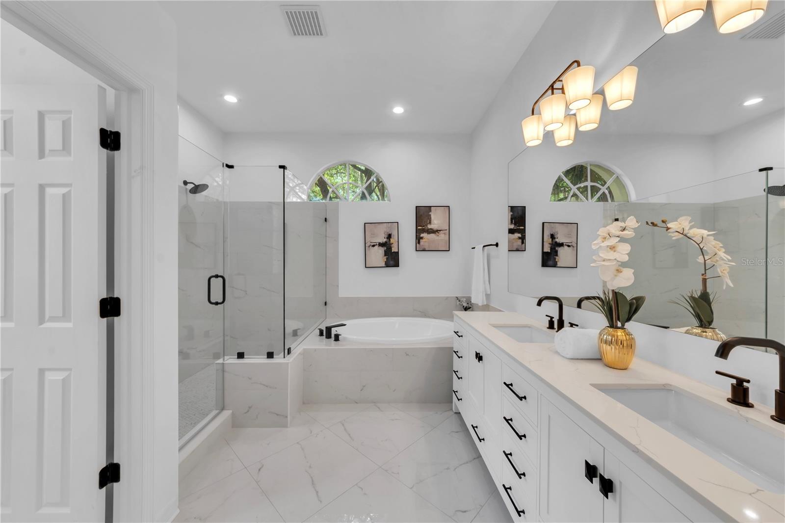 VILLAROSA PH 1D - Residential