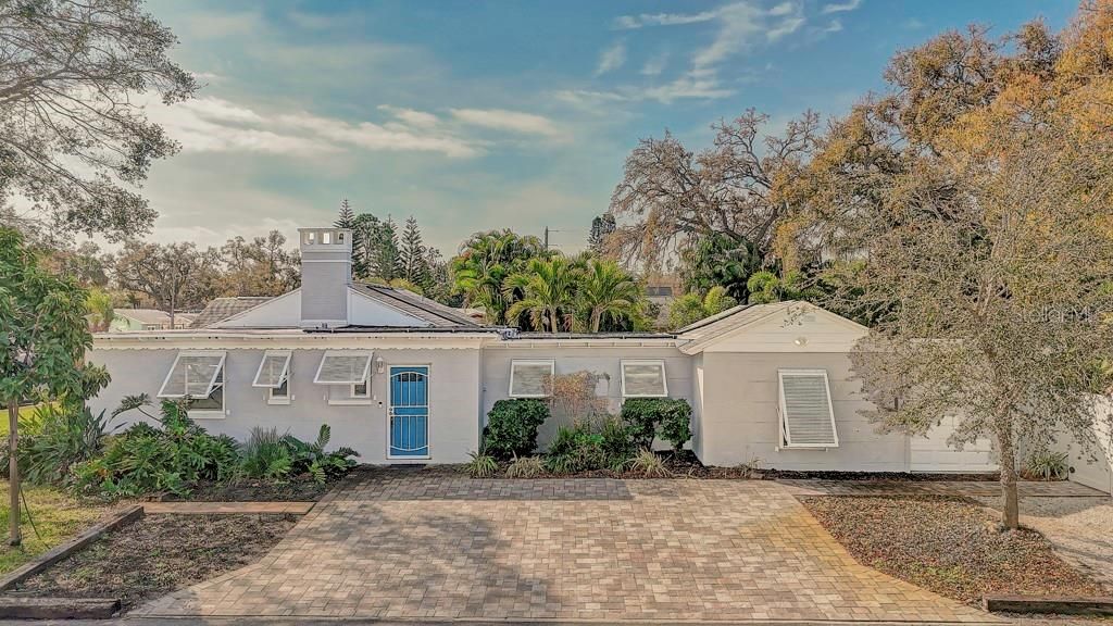 Photo of 2601 49th Street S, Gulfport, FL 33707 (MLS # TB8479150)