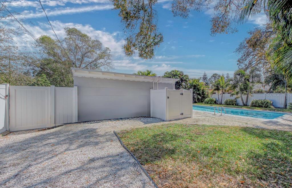 ACREAGE - Residential