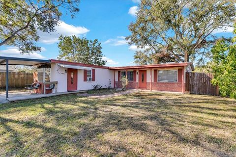 A home in TAMPA