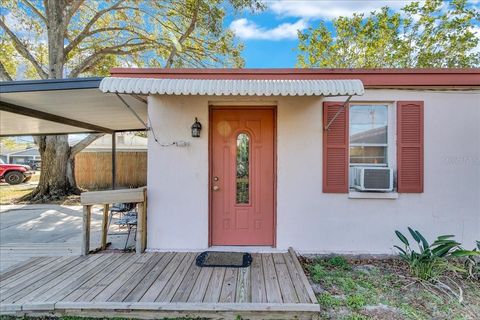 A home in TAMPA