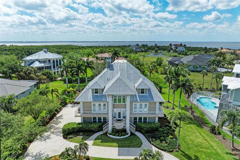 Single Family Residence in PORT CHARLOTTE FL 4520 GRASSY POINT BOULEVARD.jpg