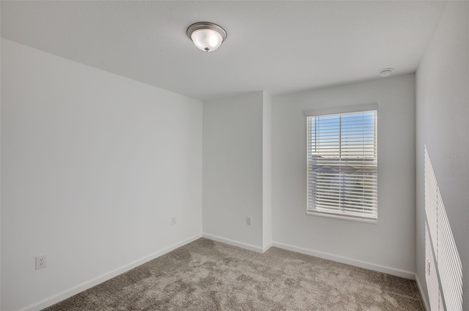 RANCHES/LK MCLEOD I - Residential Lease