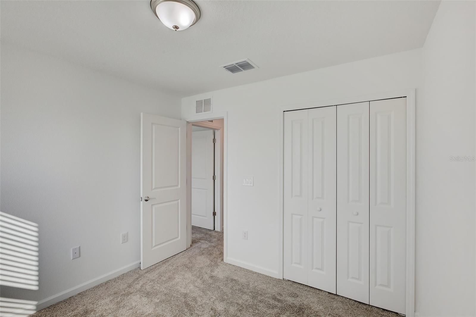 RANCHES/LK MCLEOD I - Residential Lease
