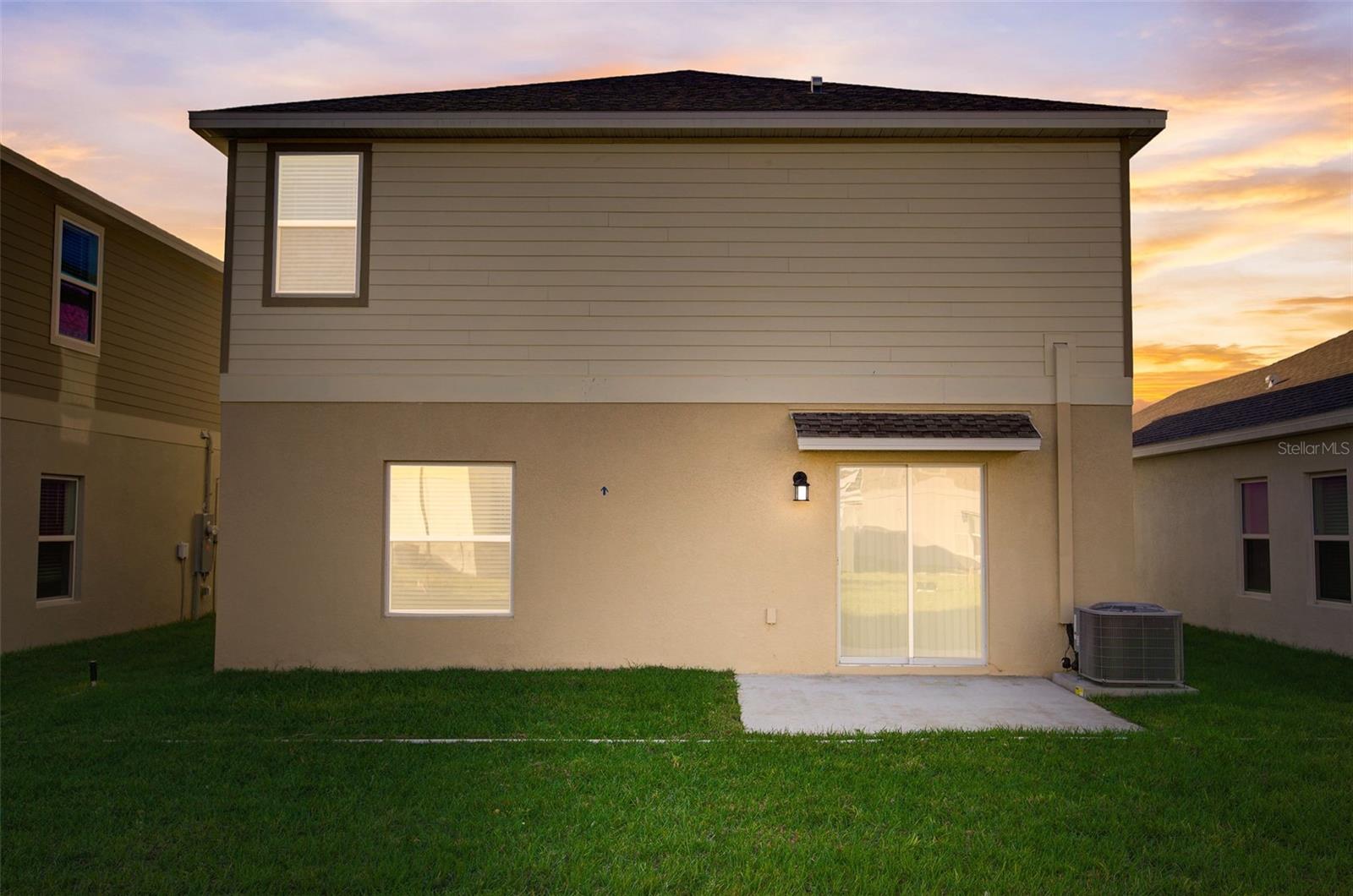 RANCHES/LK MCLEOD I - Residential Lease