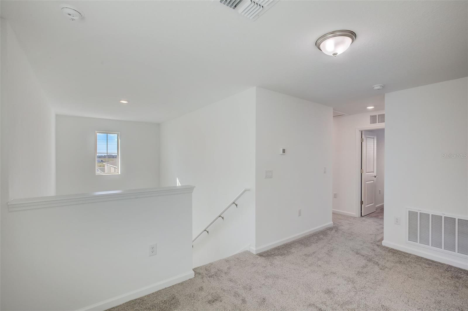 RANCHES/LK MCLEOD I - Residential Lease