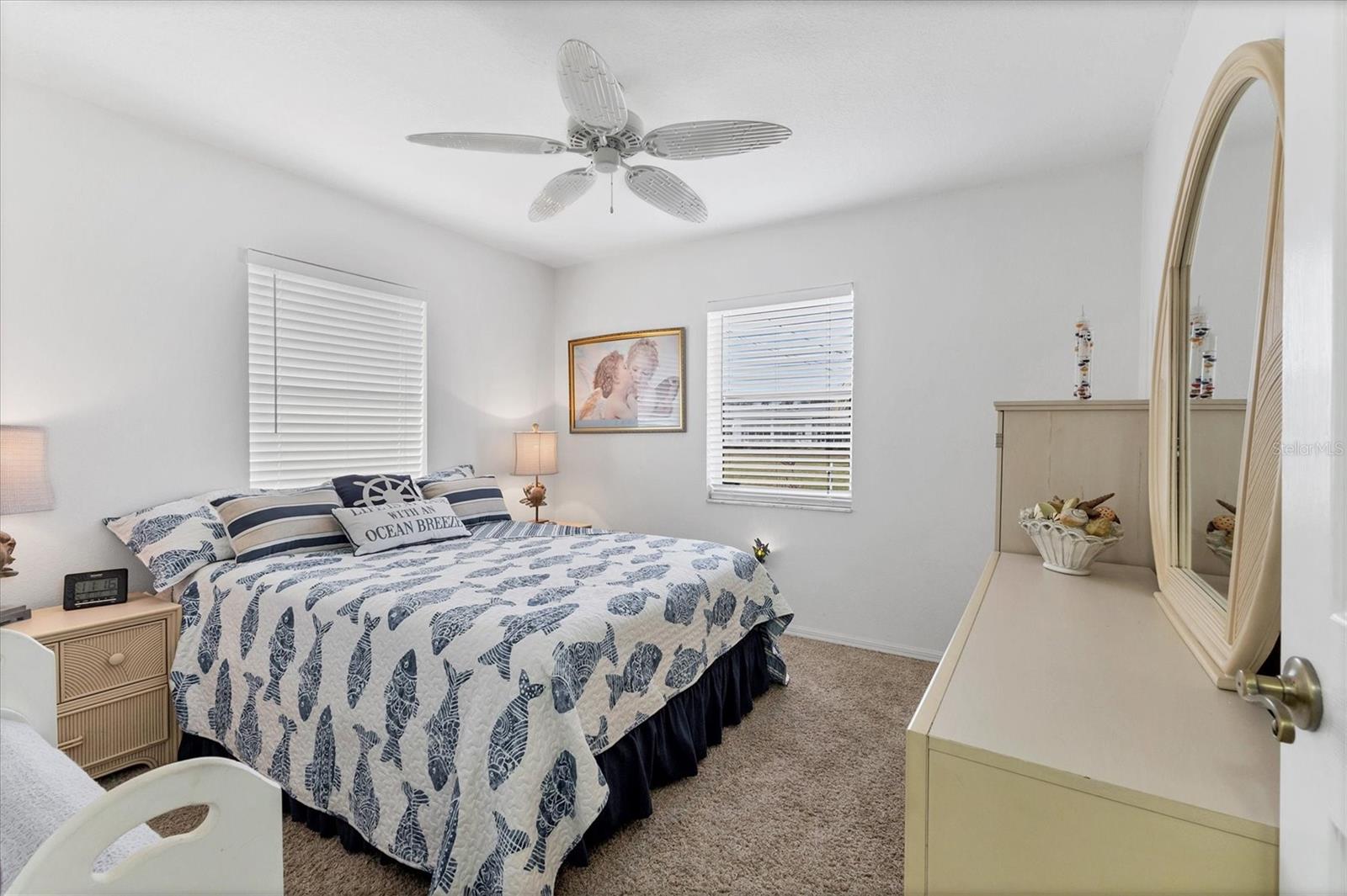 ROTONDA PEBBLE BEACH - Residential