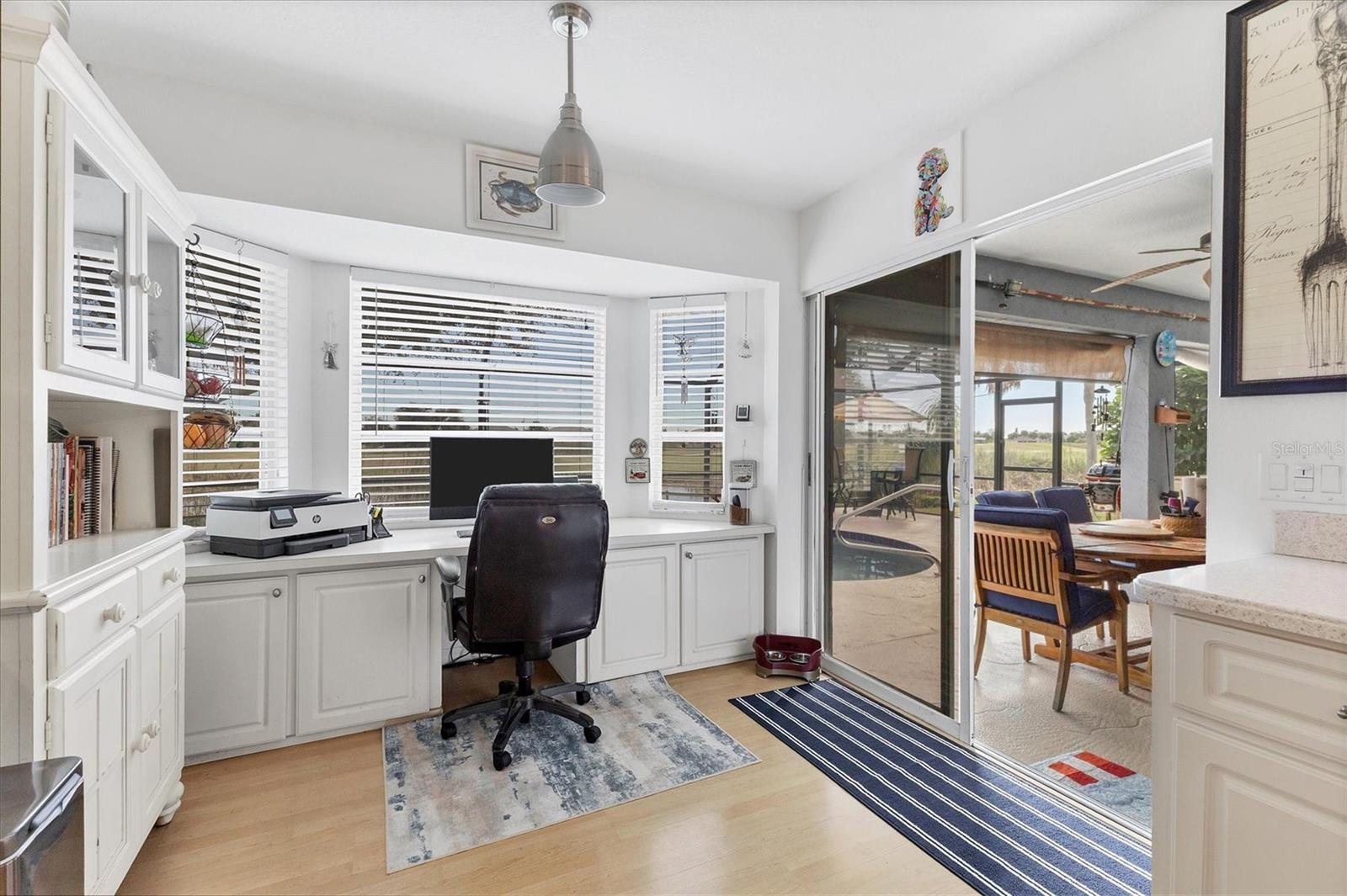 ROTONDA PEBBLE BEACH - Residential