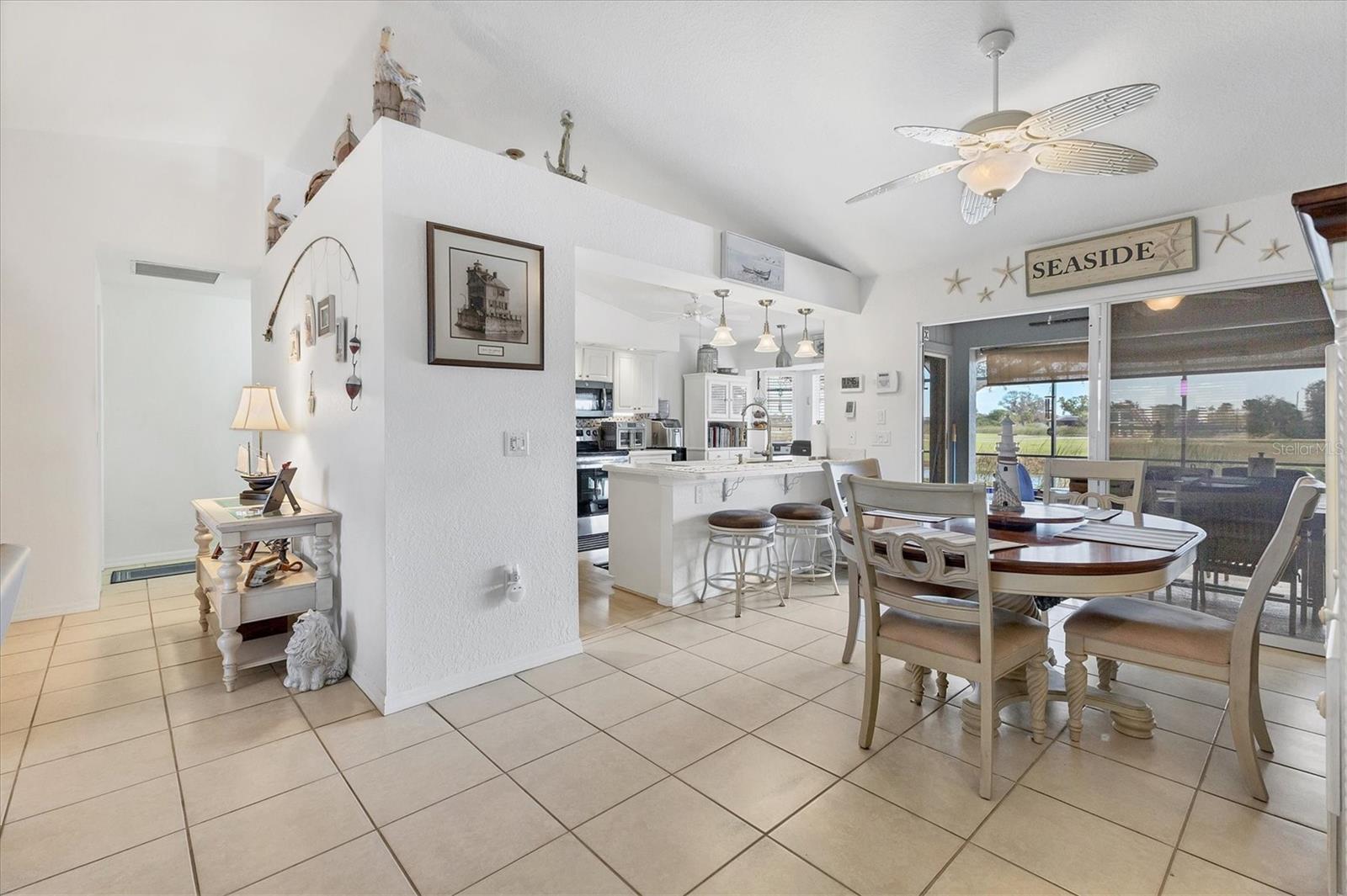 ROTONDA PEBBLE BEACH - Residential