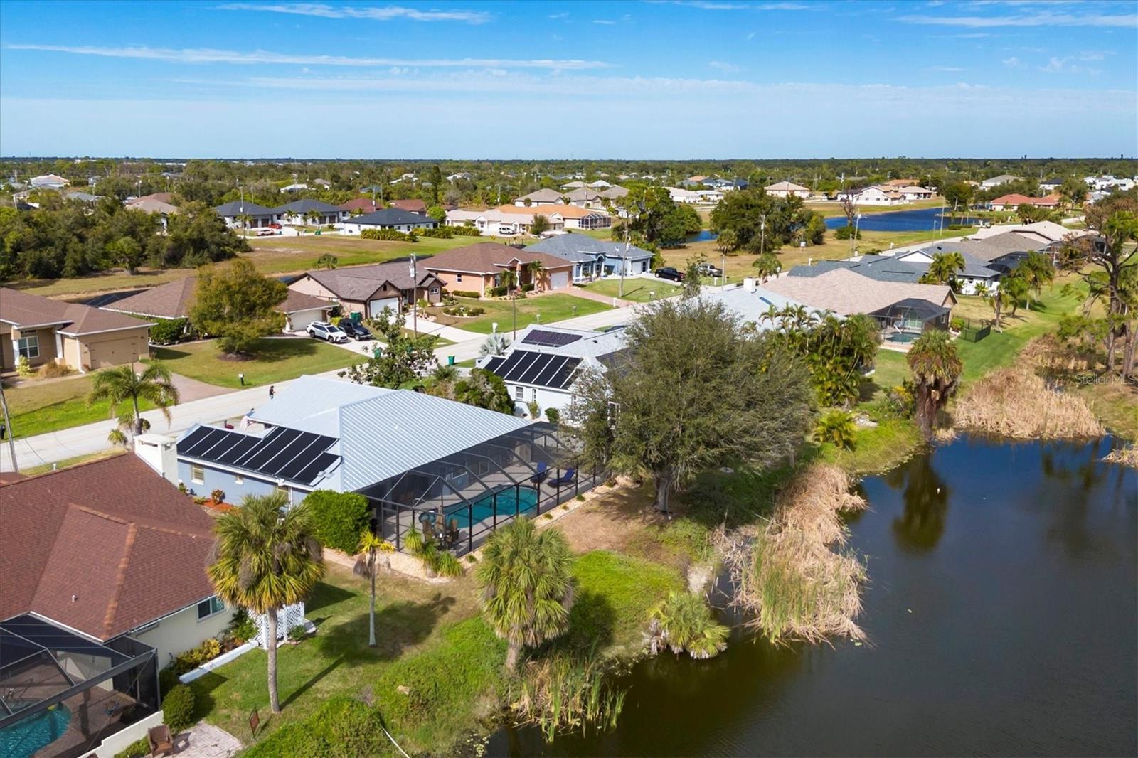 ROTONDA PEBBLE BEACH - Residential