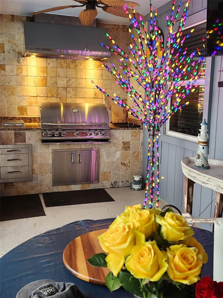 ROTONDA PEBBLE BEACH - Residential