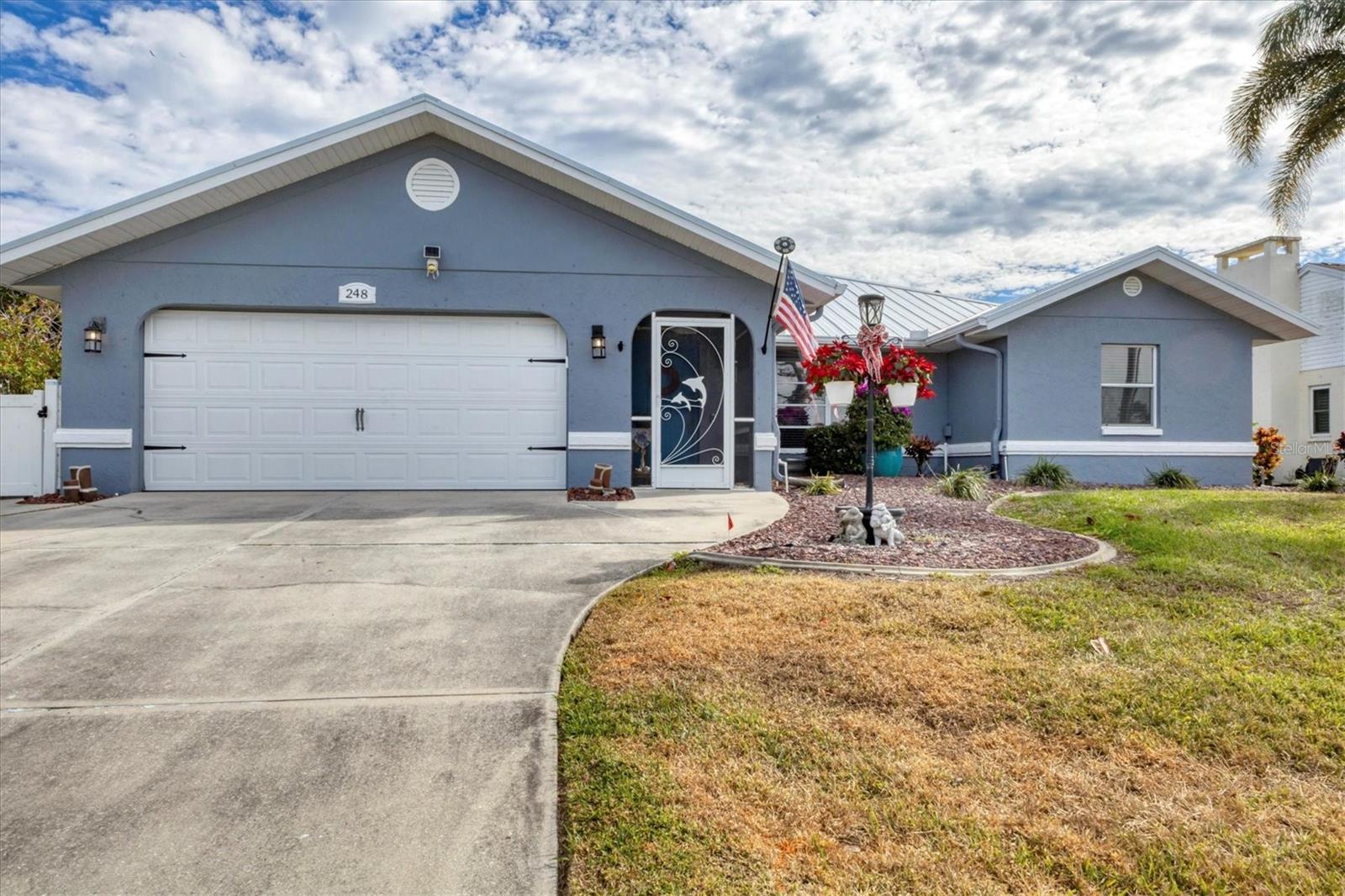 ROTONDA PEBBLE BEACH - Residential