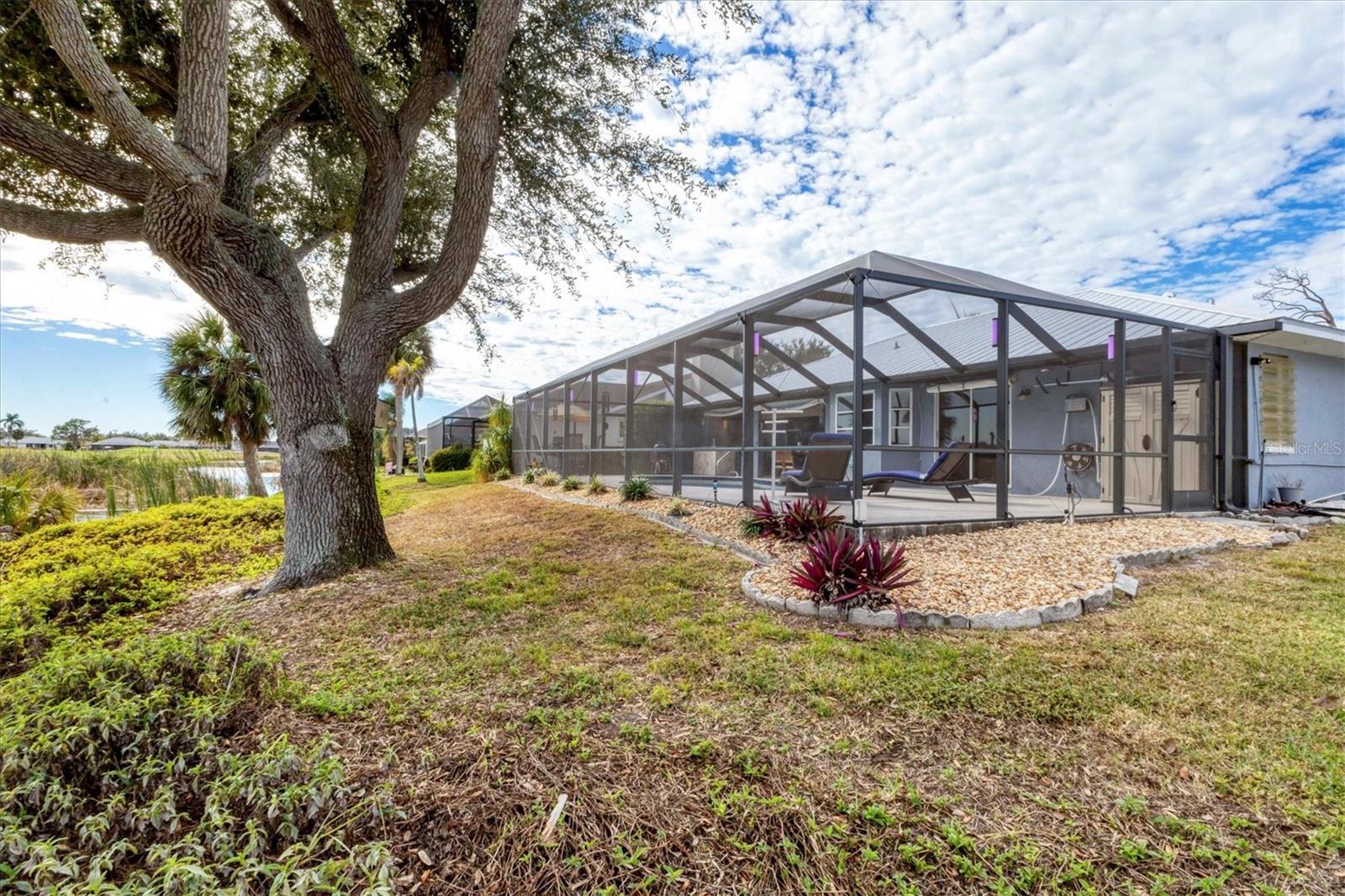 ROTONDA PEBBLE BEACH - Residential