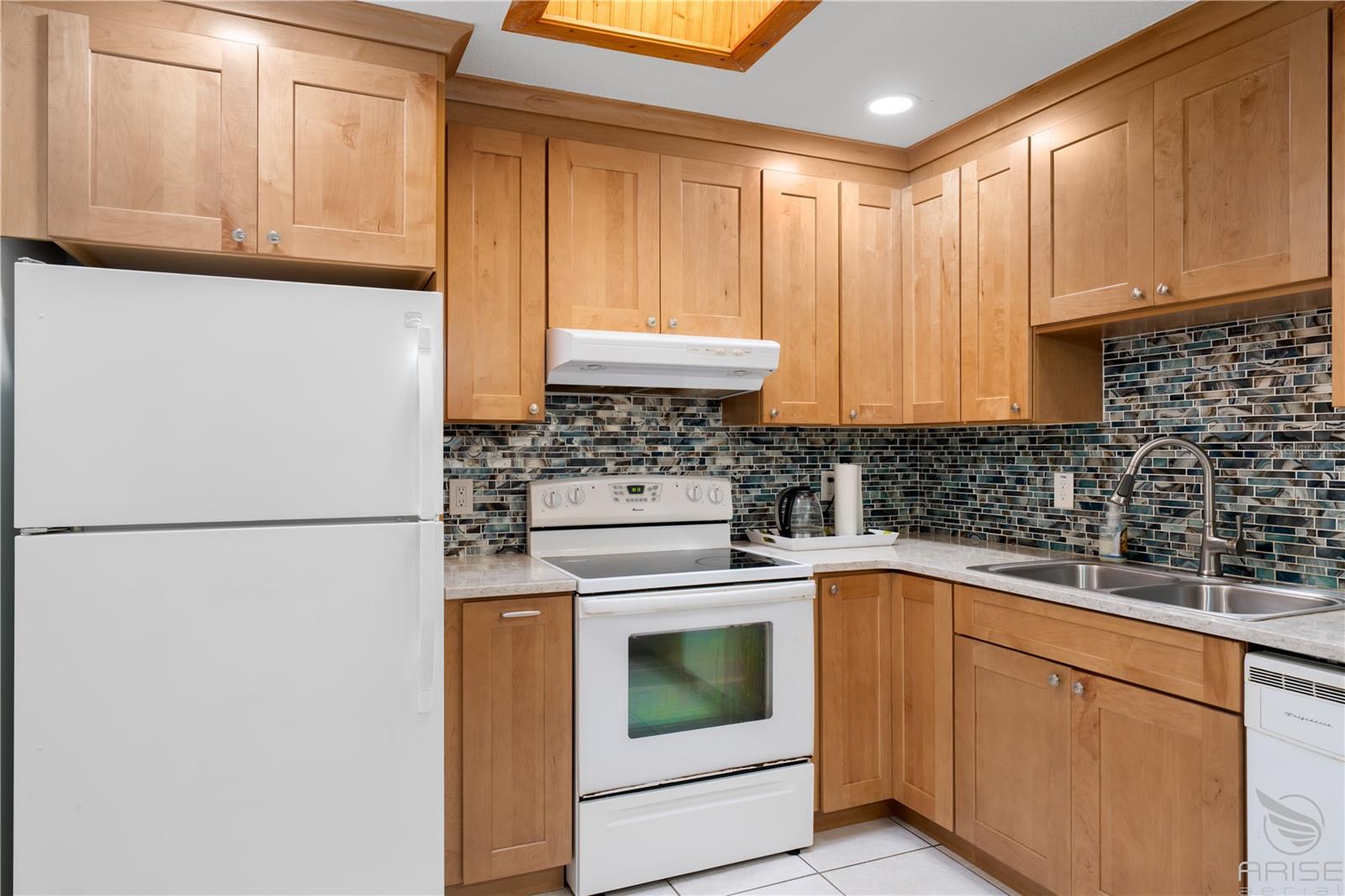 DETWILERS ADD 01 NEW SMYRNA BCH - Residential