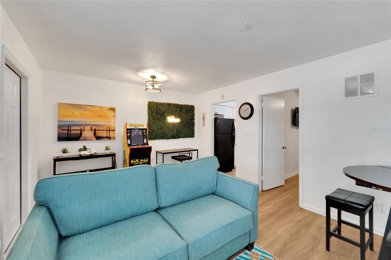 BAYBRIDGE REV - Residential Income