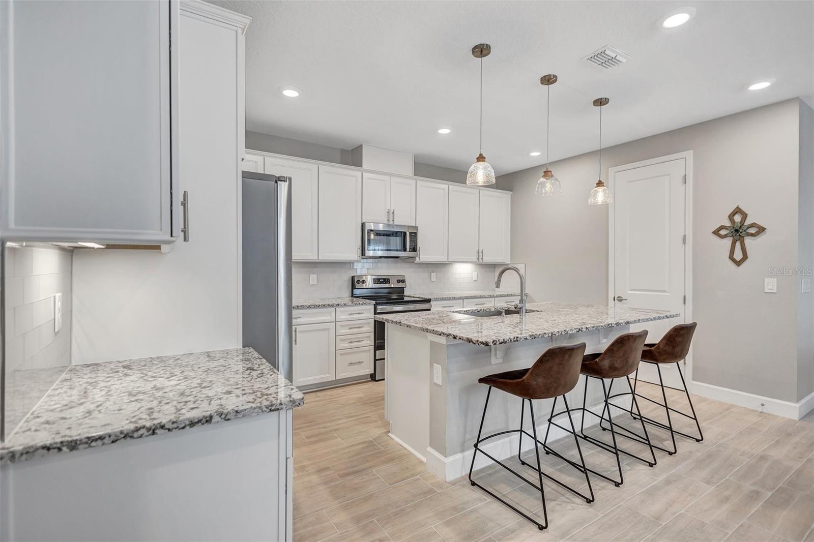 RIVERSTONE PH 3 & 4 - Residential