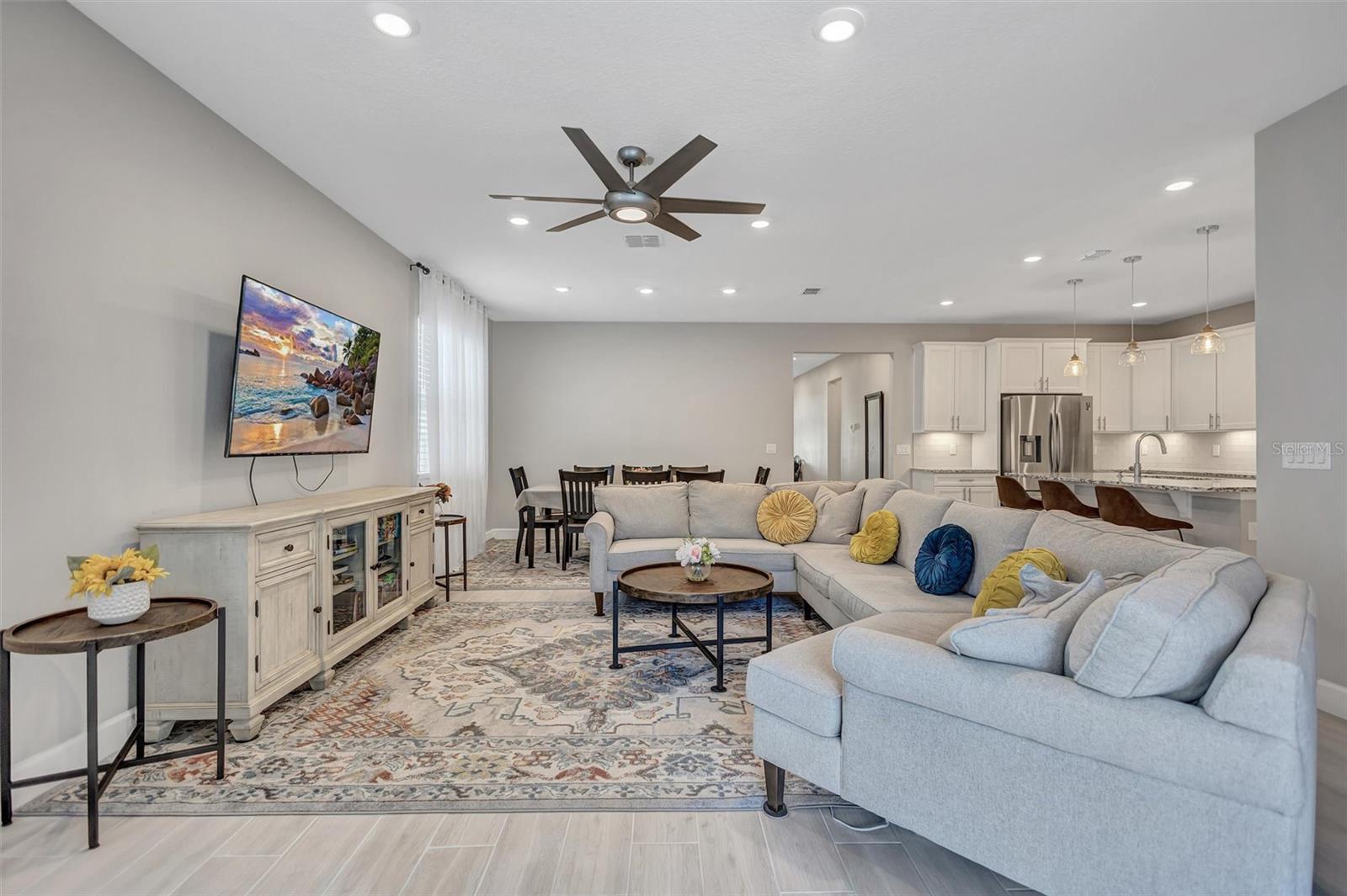 RIVERSTONE PH 3 & 4 - Residential