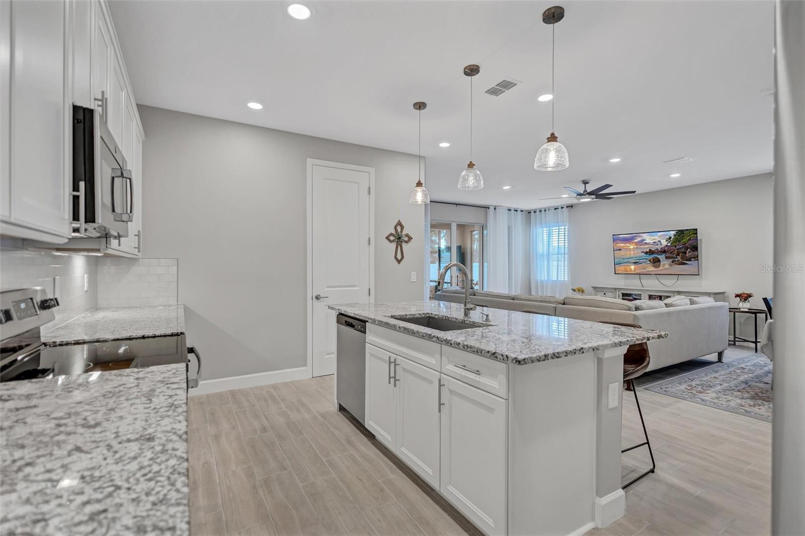 RIVERSTONE PH 3 & 4 - Residential