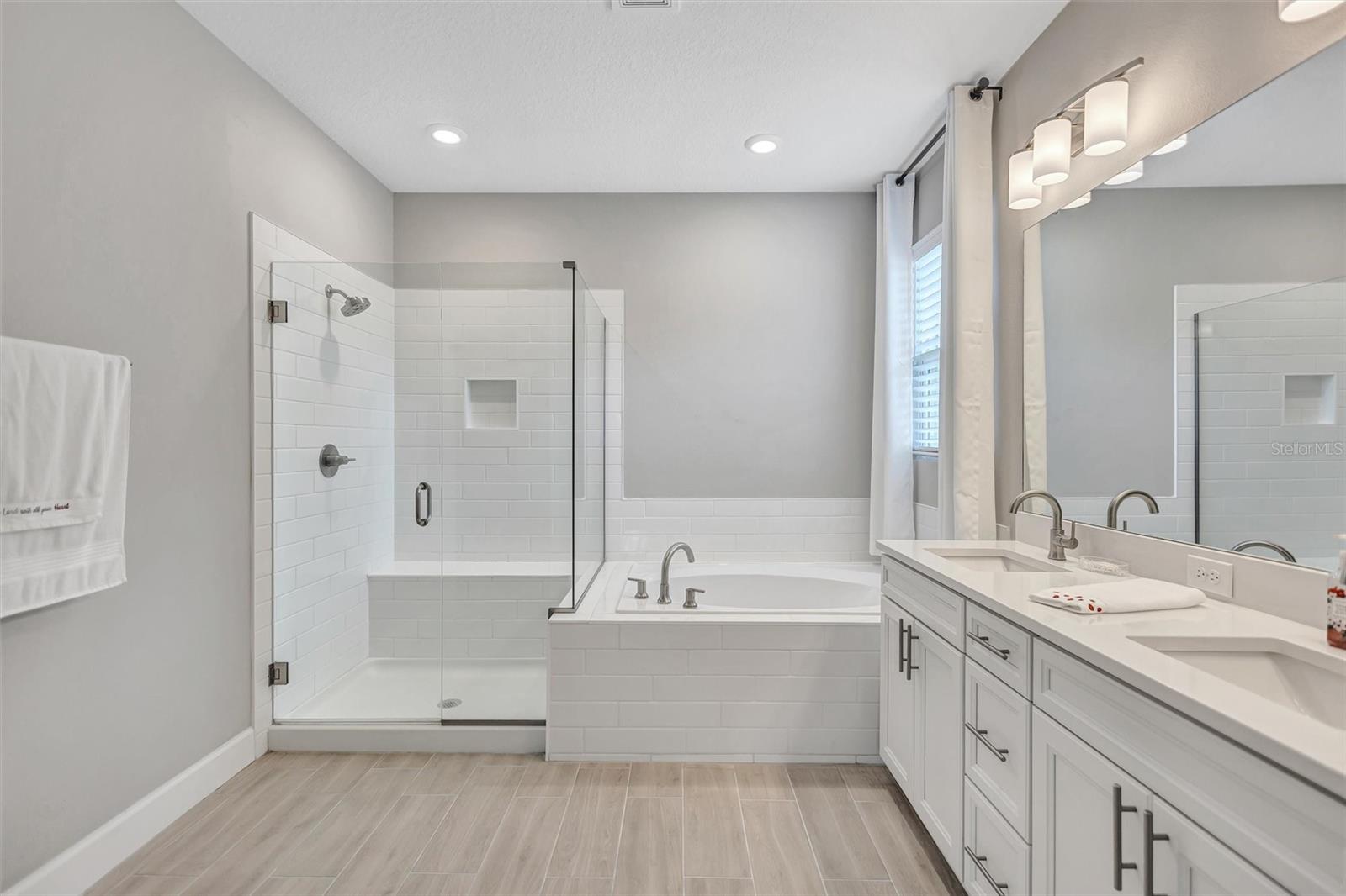 RIVERSTONE PH 3 & 4 - Residential