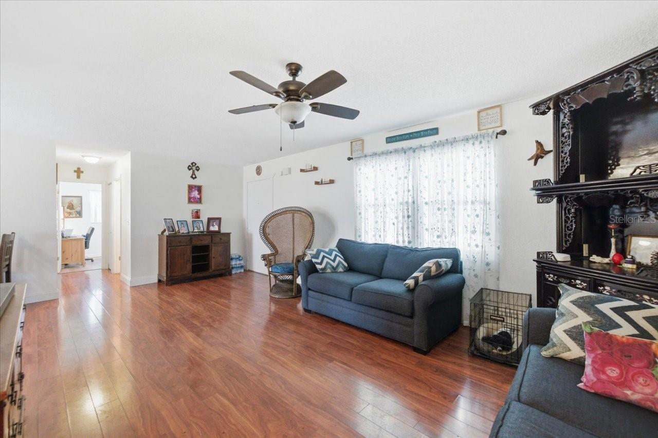 SPRING HILL - Residential