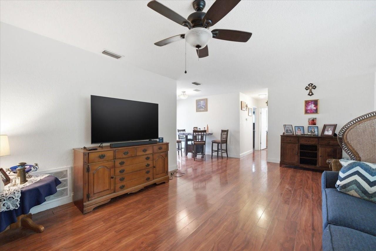SPRING HILL - Residential