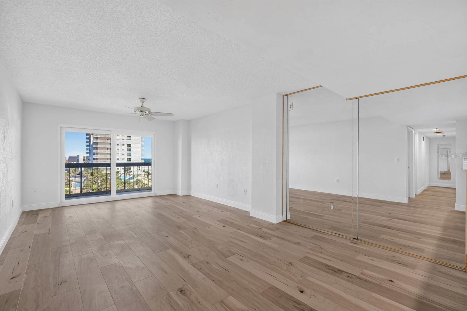 1513 OCEAN SHORE BOULEVARD 4E