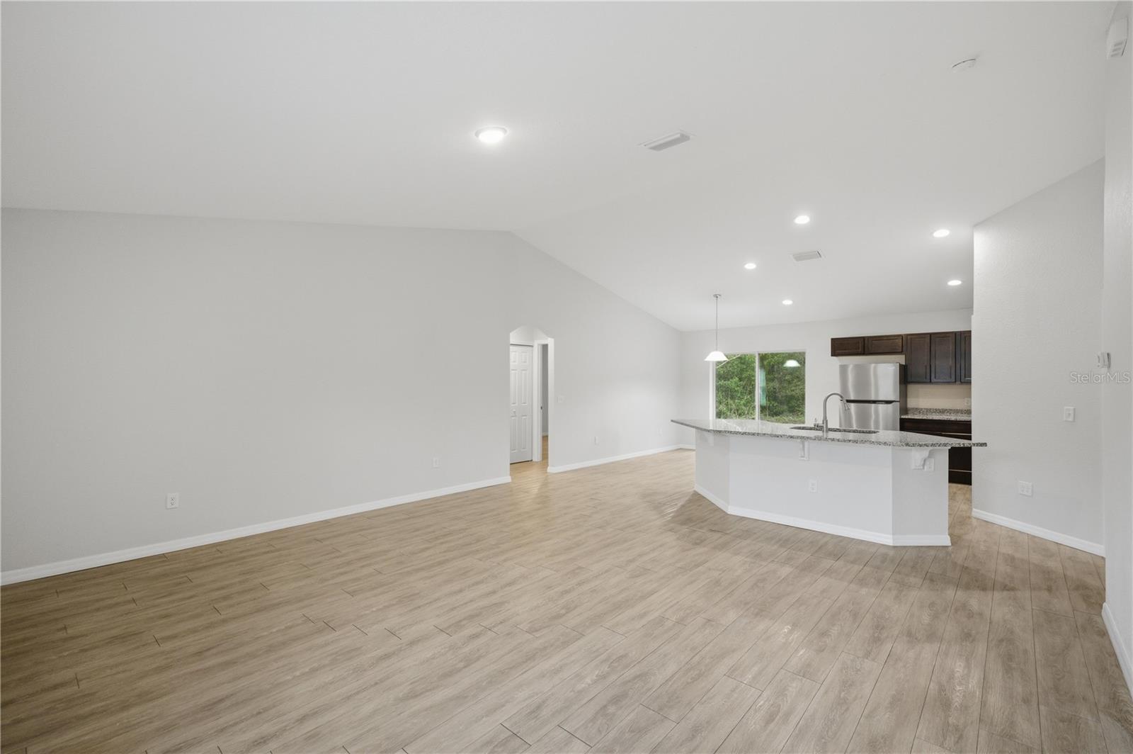 SILVER SPGS SHORES - Residential