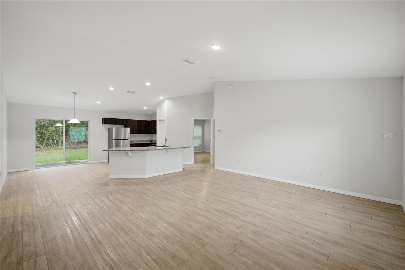 SILVER SPGS SHORES - Residential