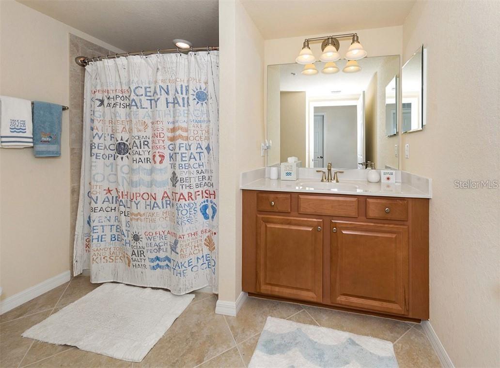 RIVER STRAND - Residential Lease