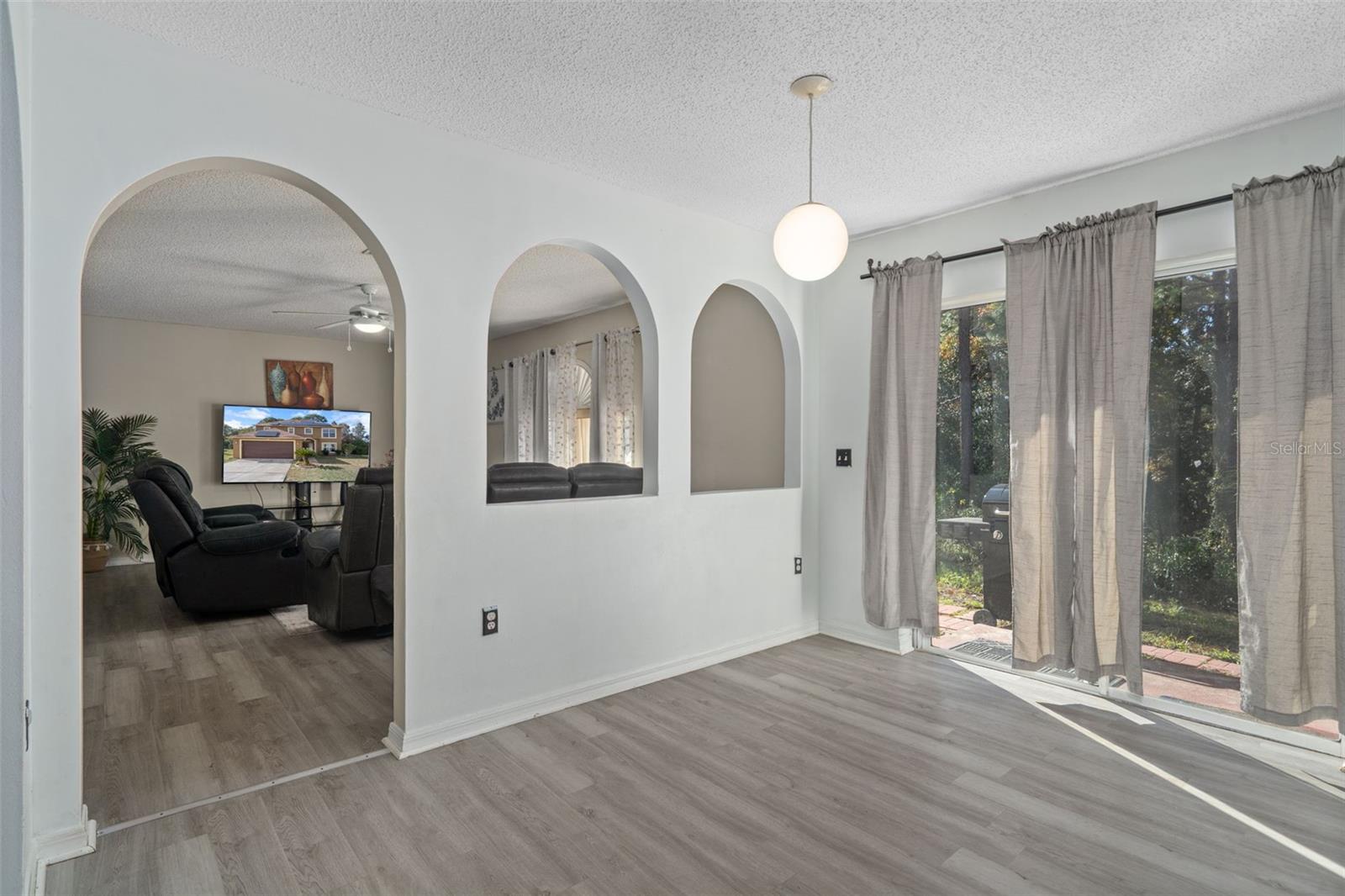 SPRING HILL - Residential