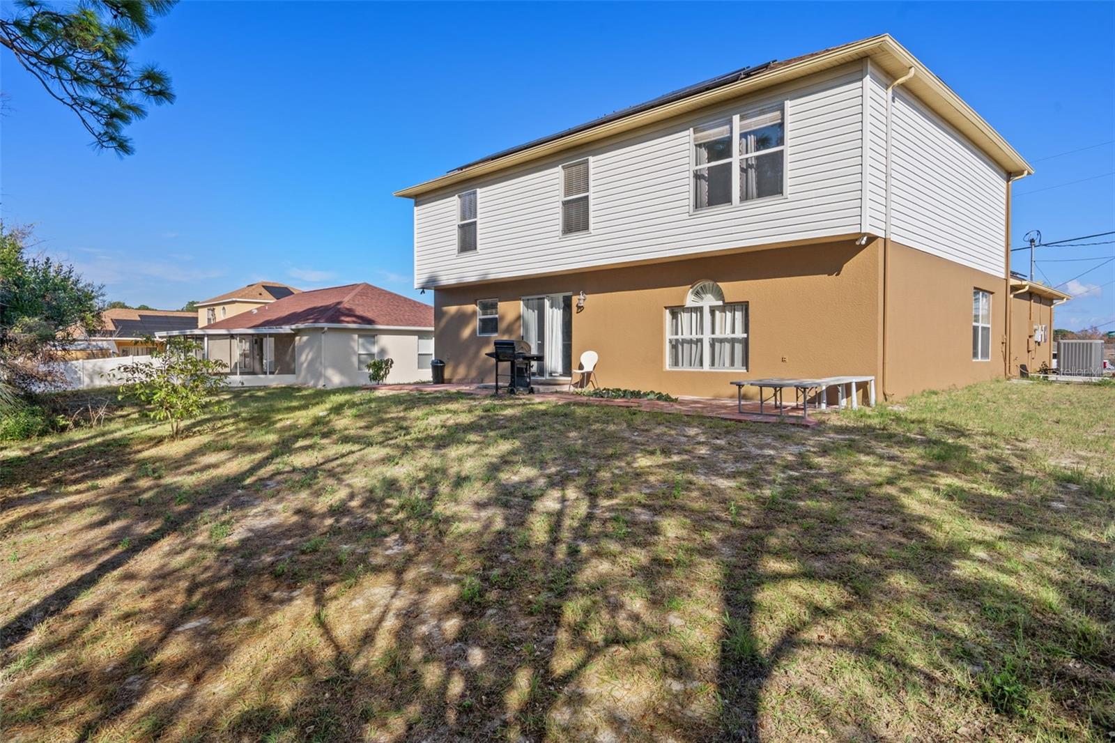 SPRING HILL - Residential