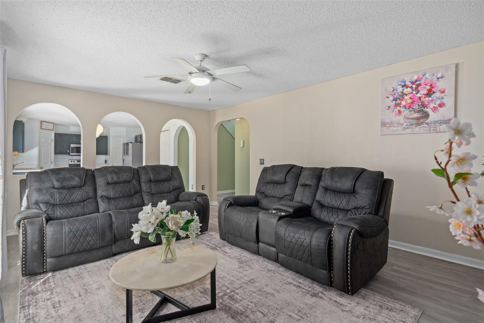 SPRING HILL - Residential