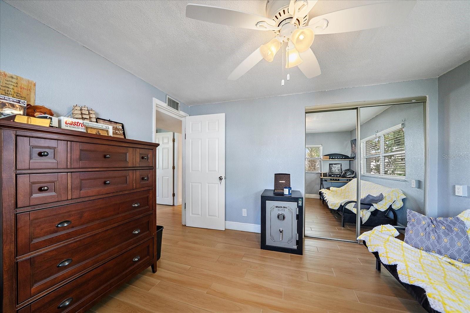 HOLIDAY HEIGHTS - Residential