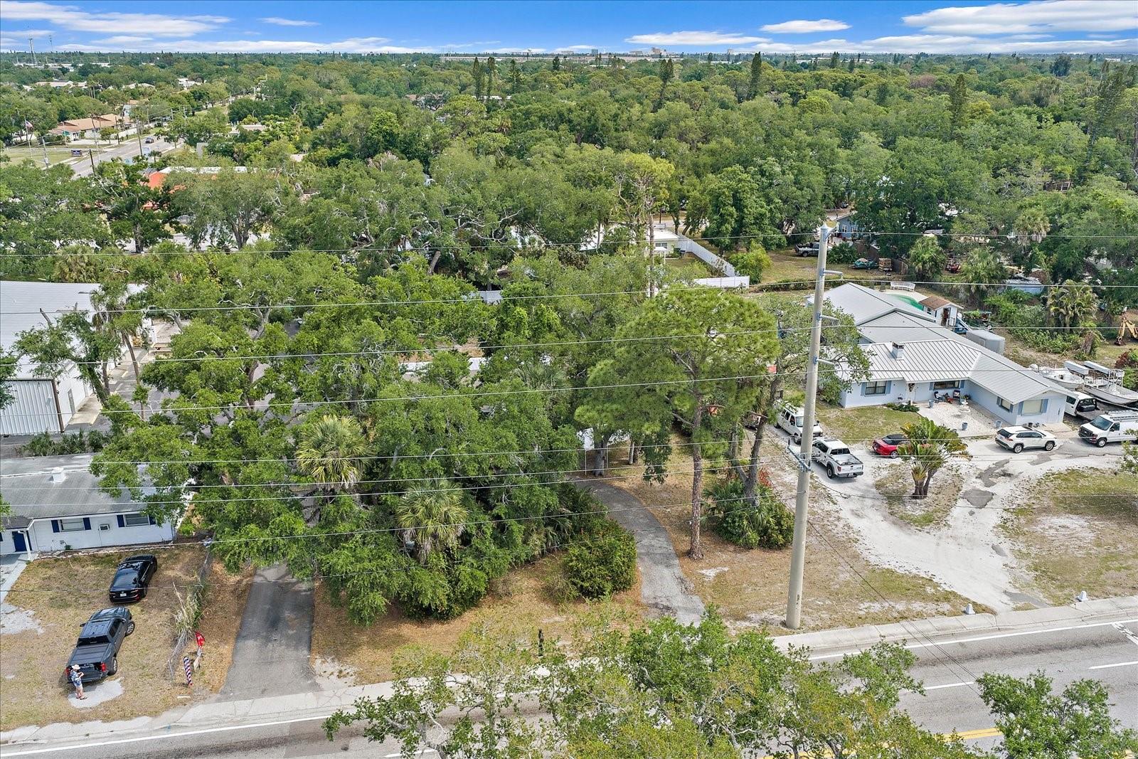 HOLIDAY HEIGHTS - Residential