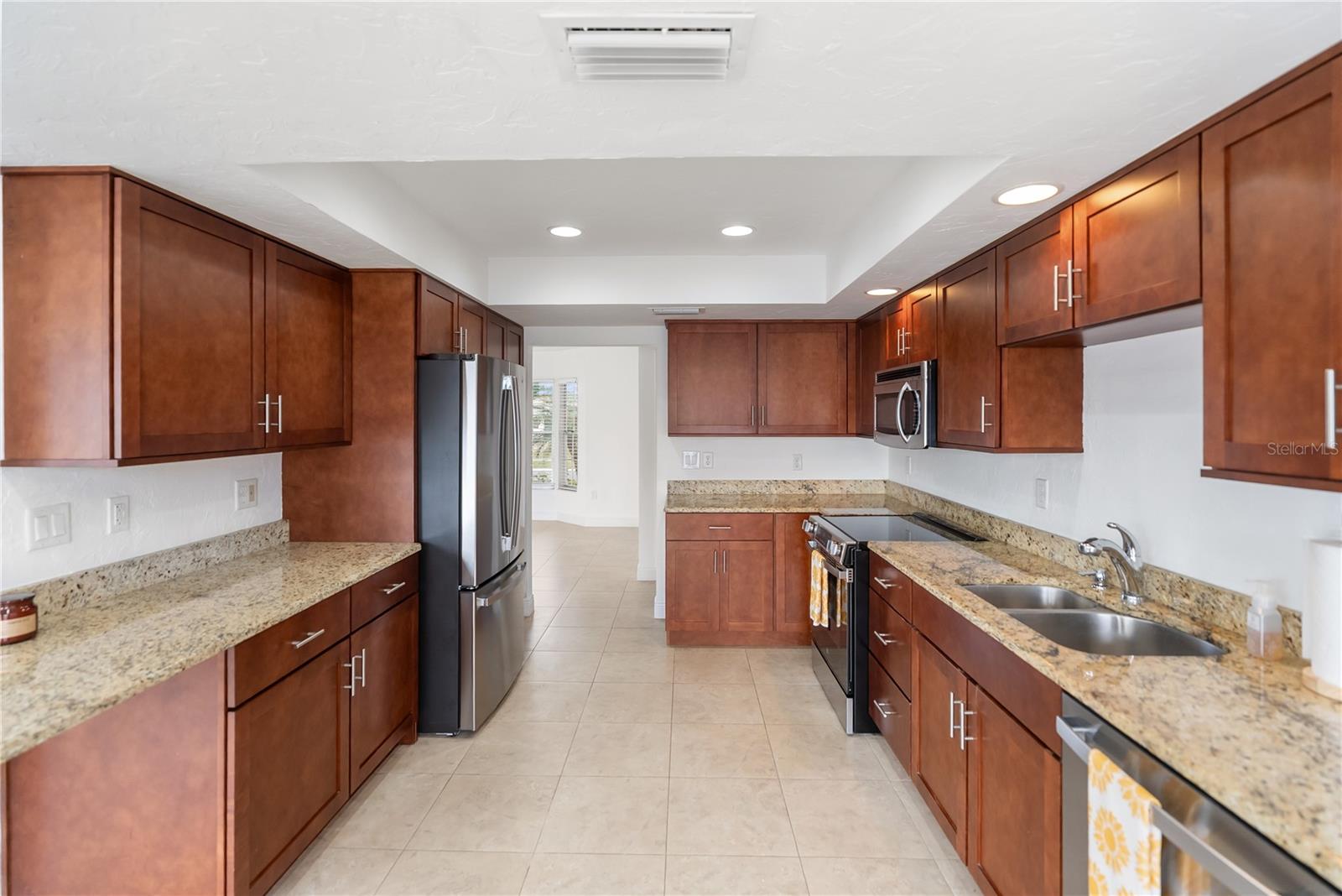 GULF GATE - Residential