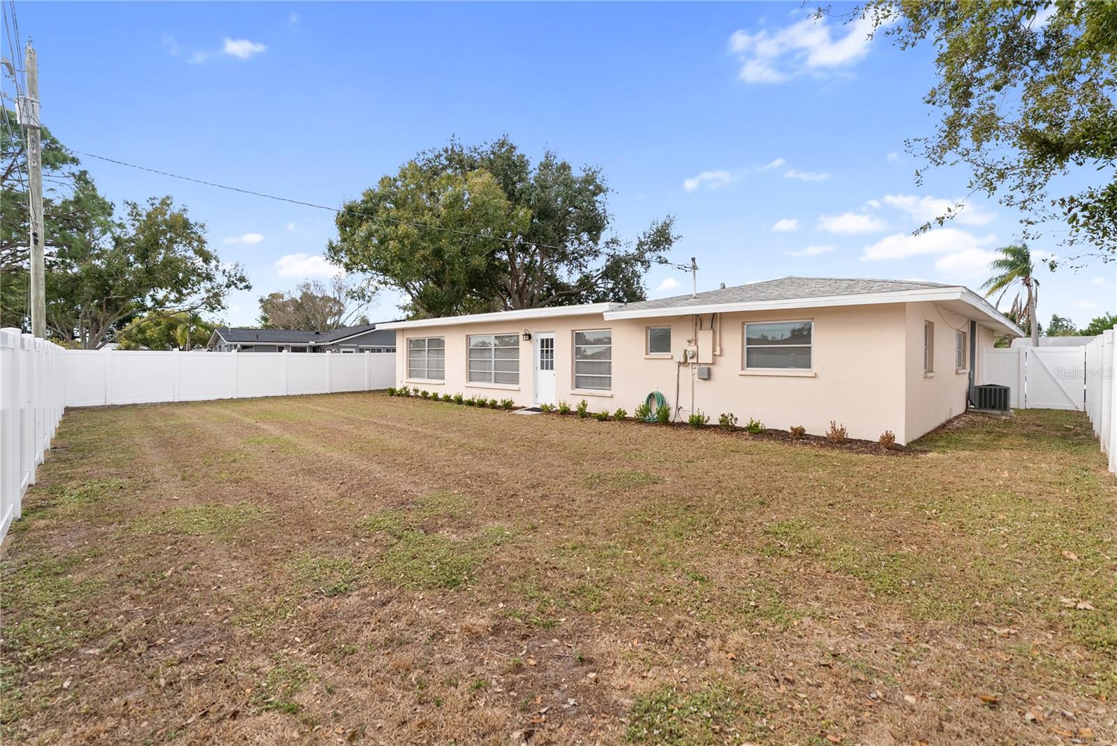 GULF GATE - Residential